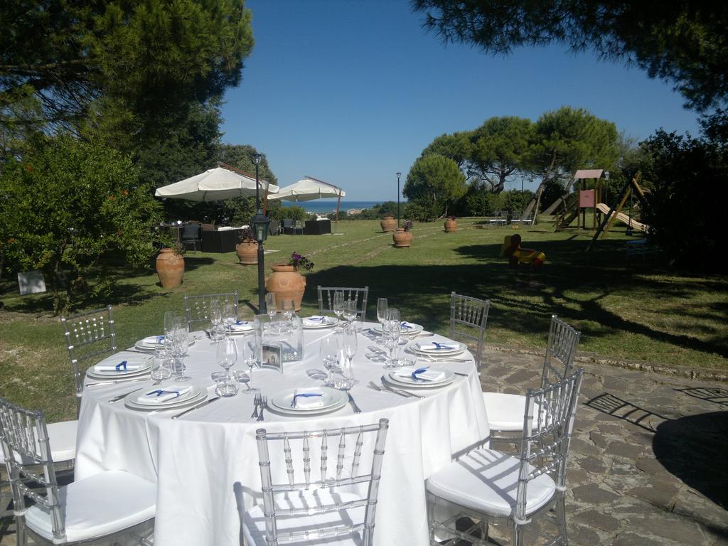 Vila Ristorante Country House Isolabelgatto Fano Exteriér fotografie