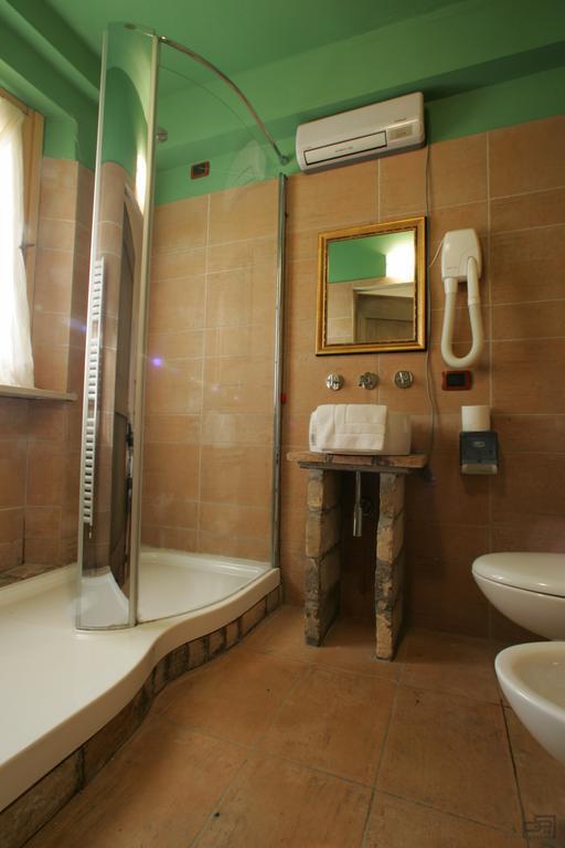 Vila Ristorante Country House Isolabelgatto Fano Pokoj fotografie